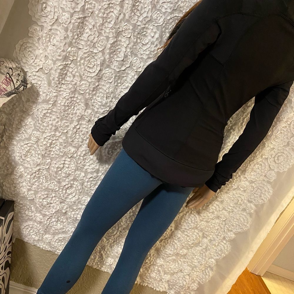 Lululemon Zone In  leggings